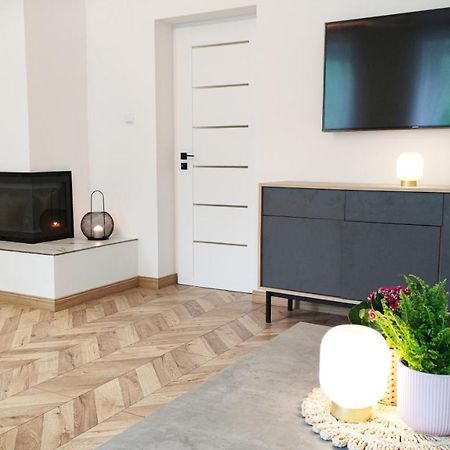 B&D Apartament Chelmiec Appartamento Wałbrzych Esterno foto