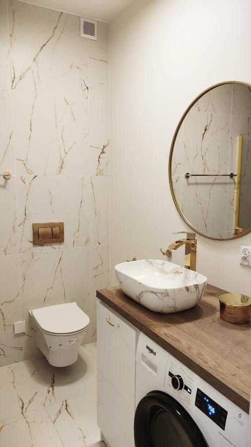 B&D Apartament Chelmiec Appartamento Wałbrzych Esterno foto