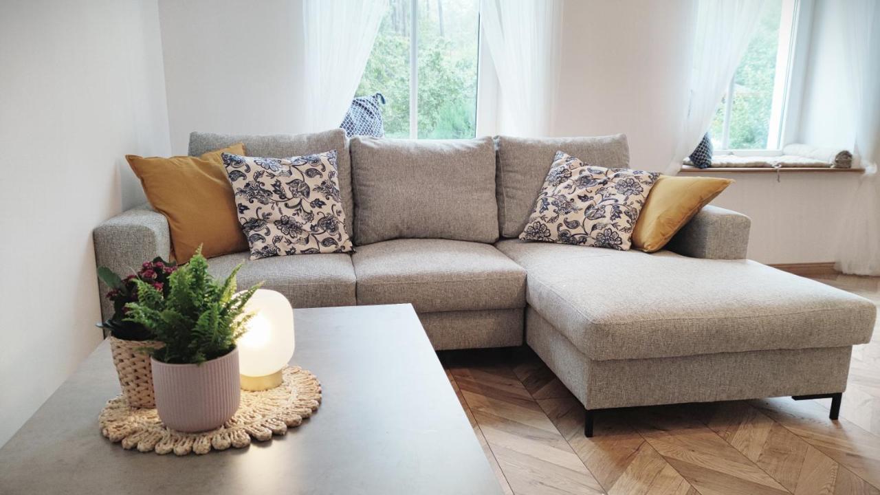 B&D Apartament Chelmiec Appartamento Wałbrzych Esterno foto